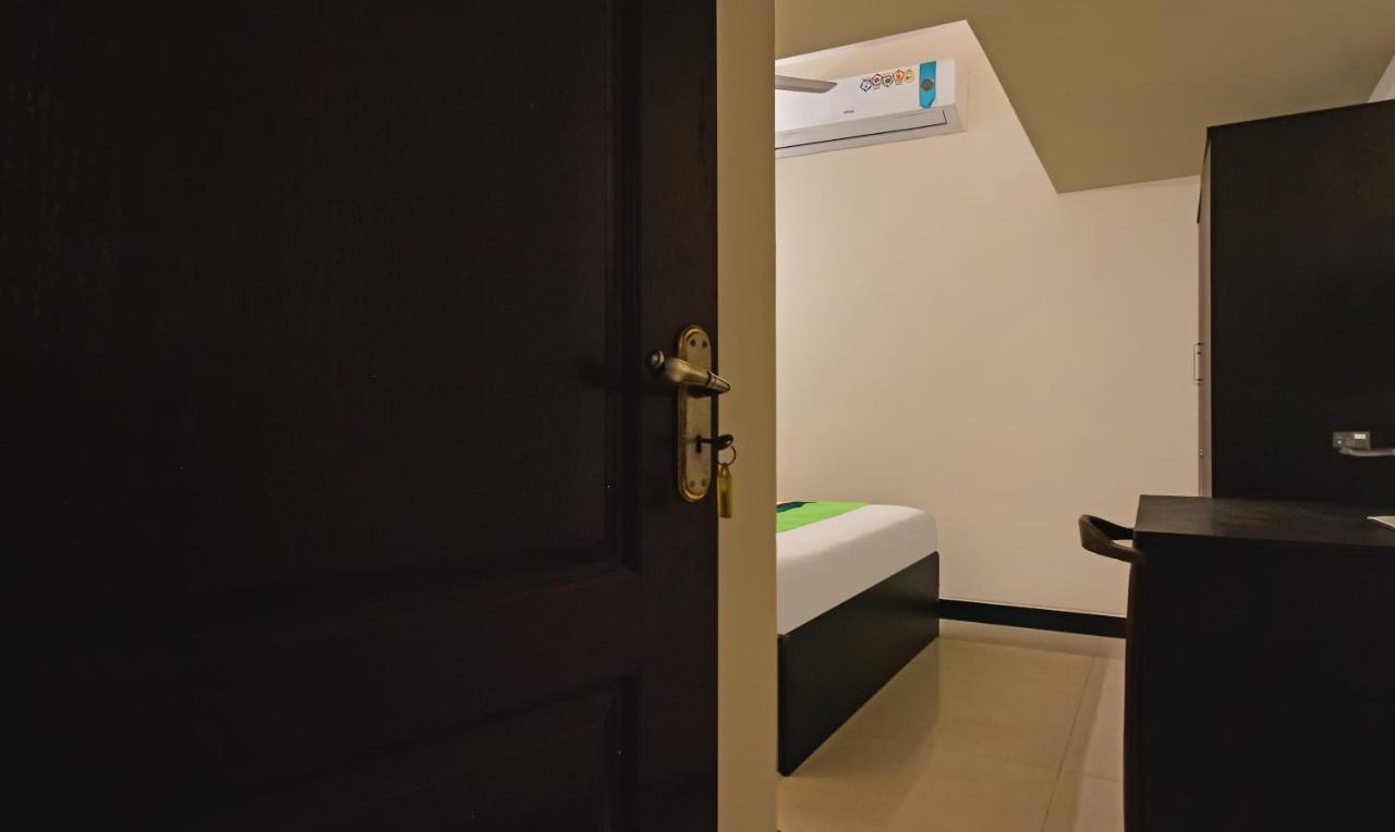ホテル Treebo Samhaar Residency Thoraipakkam チェンナイ エクステリア 写真